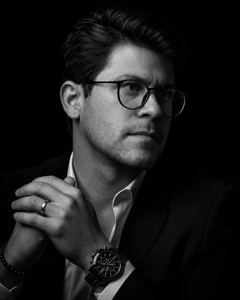 Retrato em preto e branco de Maycon Mancilha